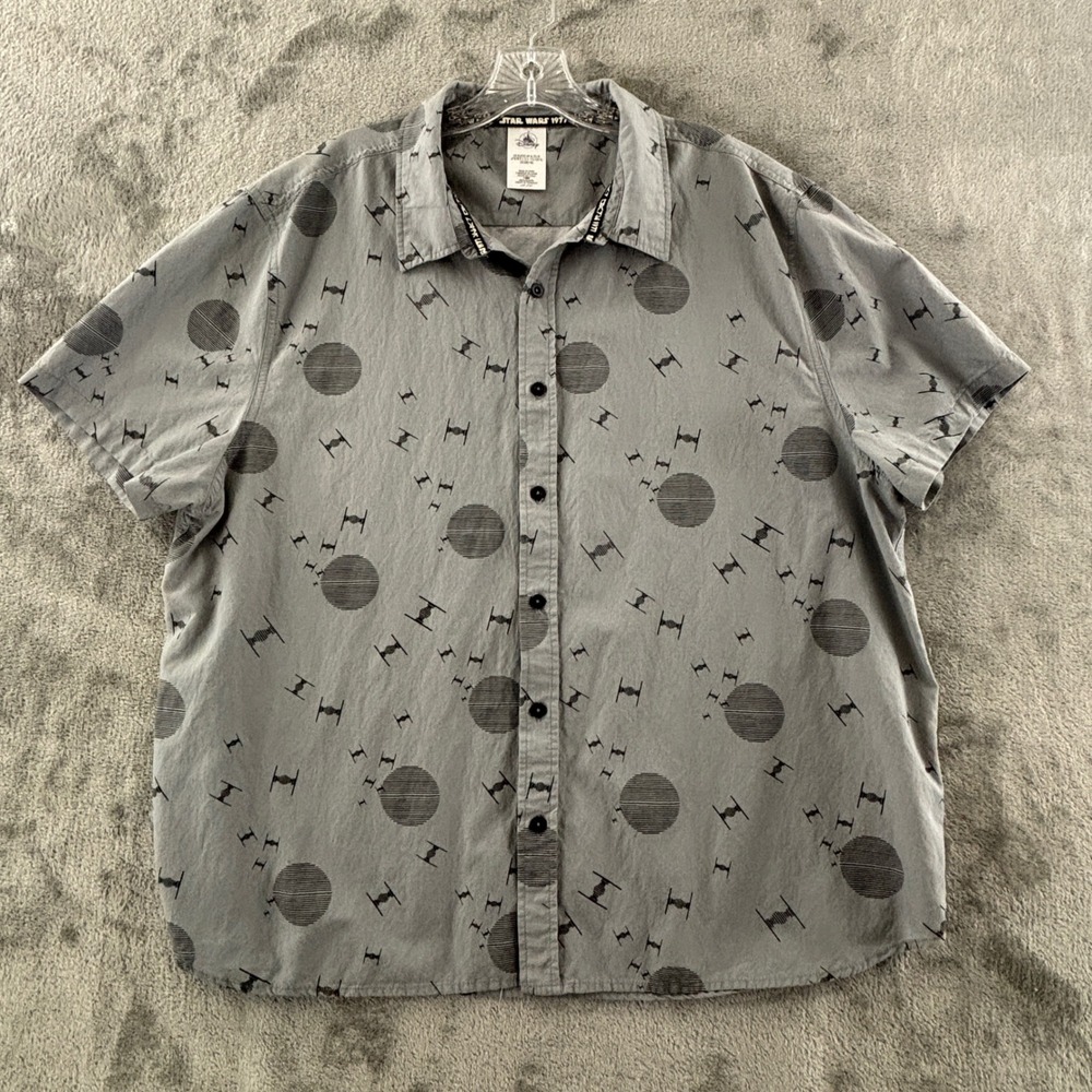 Disney Star Wars Tie Fighter Death Star Button Shirt Mens XL Gray Short Sleeve
